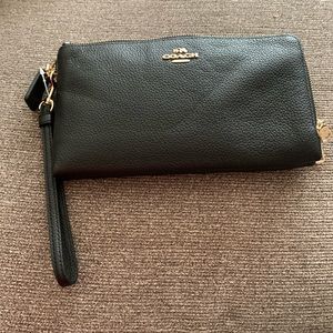 Coach wallet/wristlet